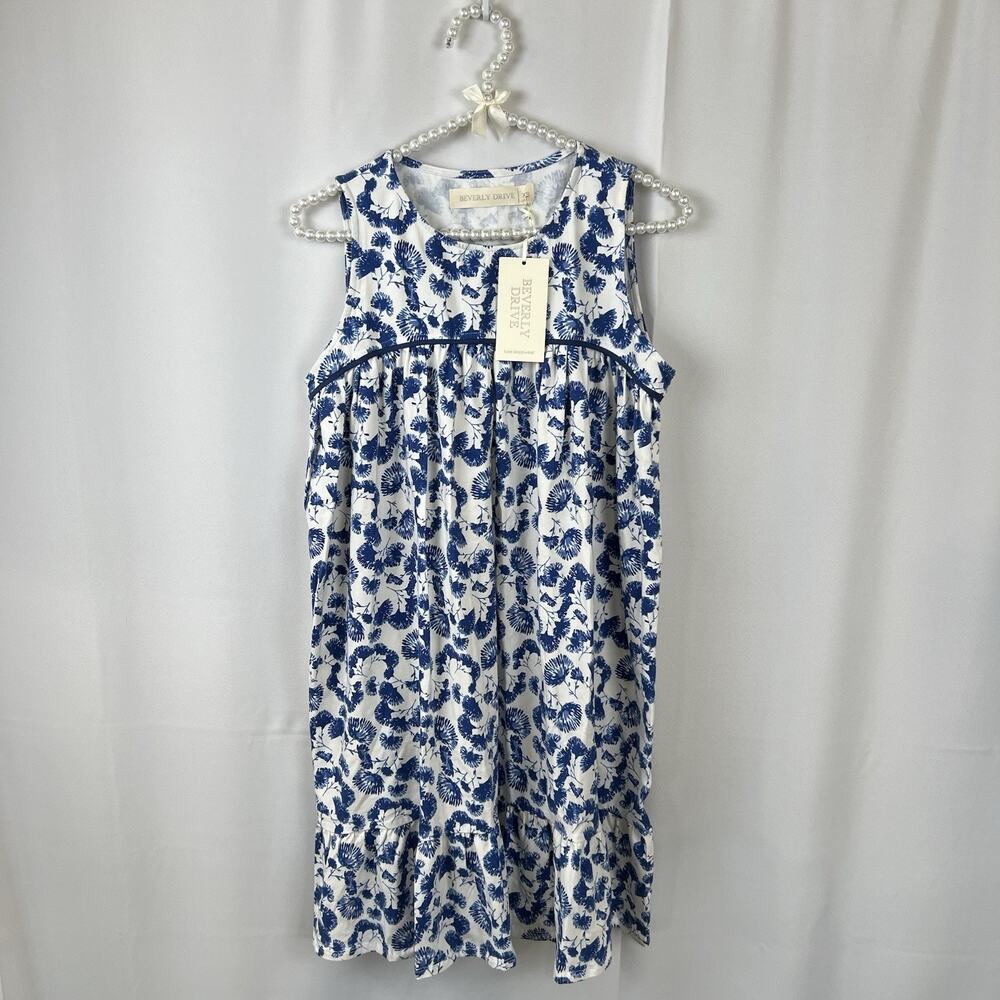 Beverly Drive Luxe NWT Size XS Ruffled Bottom Sleeveless Nightgown Sleepwear